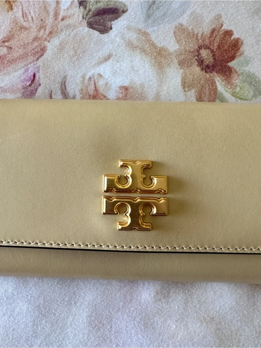 Tory Burch Leather Chain Wallet